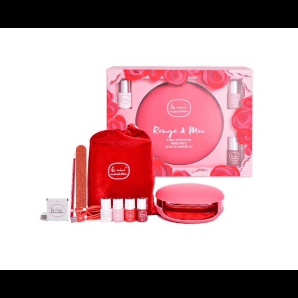 NWT 💅DELUX GEL NAIL KIT -LE MINI MACARON BOX SET